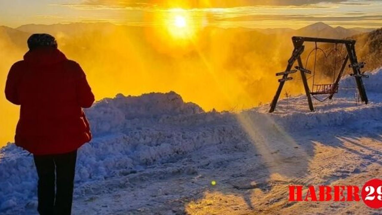 Zigana Dağı'nda Gün Batımı, Ziyaretçileri Büyülüyor