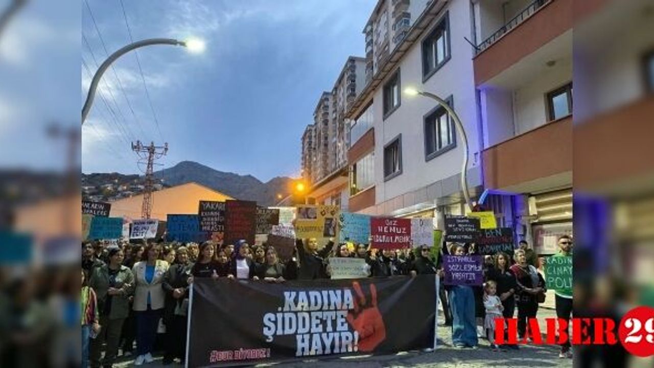 Gümüşhane Üniversitesi Öğrencileri kadın ve çocuk cinayetlerine dikkat çekti