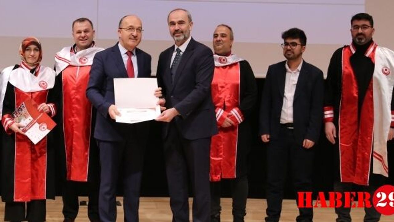 GÜ’de akademik berat ve ödül töreni düzenlendi