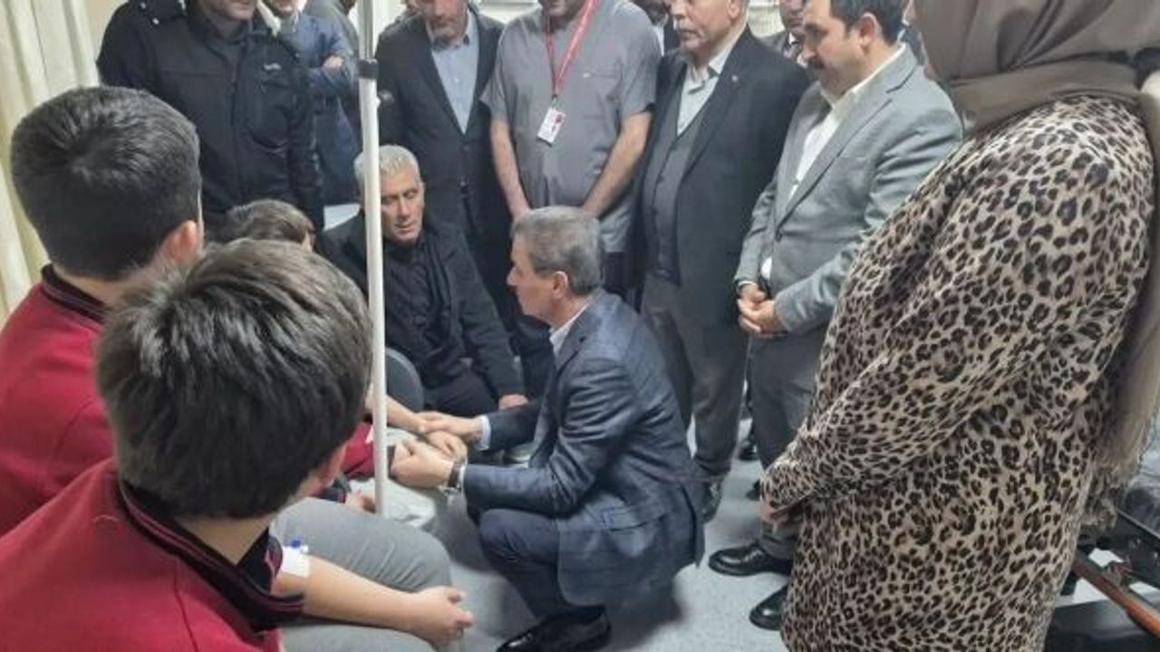 Gümüşhane'de 29 öğrenci zehirlenme şüphesiyle hastaneye kaldırıldı