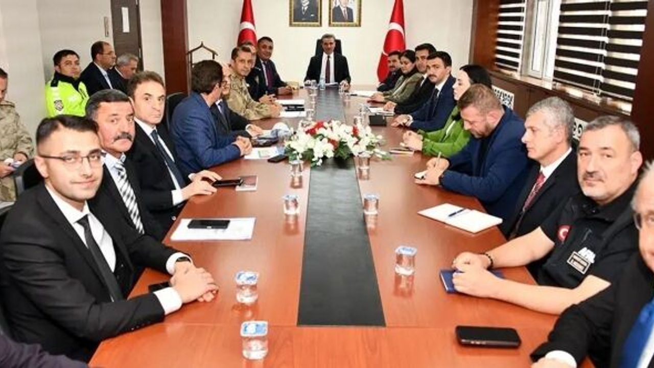 Gümüşhane'de ulaşımda kış tedbirleri görüşüldü
