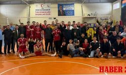 Ünsal Group Şiran Akademi Spor, Ziraat Bankkart’ı Nefes Kesen Maçta 3-2 Mağlup Etti