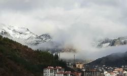 Zigana Geçidi ve Kuşakkaya’da Kar Kalınlığı 5 Santimetreyi Buldu