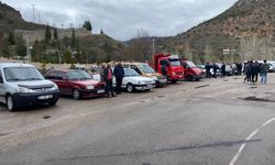 Gümüşhane’de Halk İnisiyatifi: Yetkililer Yapmadı, Vatandaşlar Şehrin İlk Oto Pazarını Kurdu