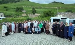 AK Parti Gümüşhane Teşkilatından Taşköprü Yaylası ve Santa Harabeleri'ne Ziyaret