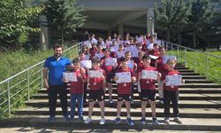 Gümüşhaneli Triatlonculardan Giresun’da Büyük Başarı: Madalyalarla Döndüler!