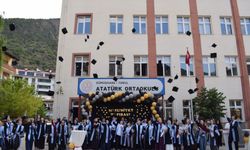 TORUL'DA MEZUNİYET COŞKUSU YAŞANDI