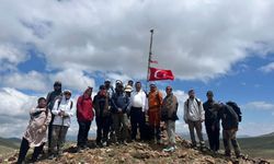 GÜDAK'tan Kostan Dağı’nda 20 Kilometrelik Doğa ve Tarih Yürüyüşü