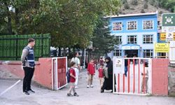 Gümüşhane Emniyetinden Okul Çevrelerinde Aşılmaz Güvenlik Kalkanı!