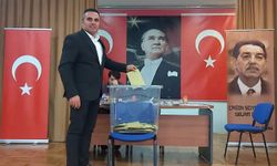 Bahtiyar Çelik Güven Tazeledi: Eğitim-Bir-Sen Gümüşhane 2 No’lu Şube Genel Kurulu Yapıldı