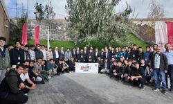 Gümüşhaneli 152 Öğrenci Ahlat Cumhurbaşkanlığı Külliyesi Yerleşkesinde Eğitim Aldı