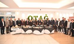 DKBB Encümen Toplantısı Sonrası Bölge Başkanlarından Kitap Fuarına Çıkarma