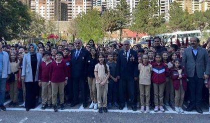 Dumlupınar Ortaokulu’nda “Vatan ve Kahramanlık Buluşmaları”