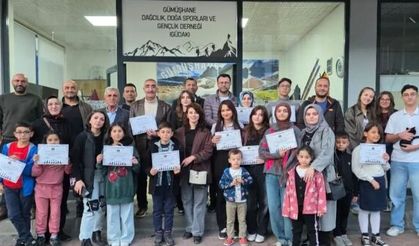 GÜDAK'ın Satranç Eğitimini tamamlayan 32 kursiyere sertifikaları verildi