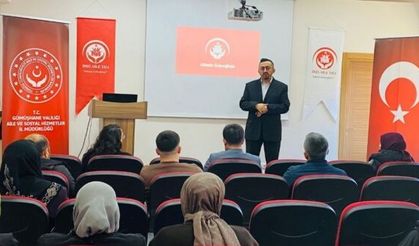 “Yaşlılık ve Toplum” Söyleşisi Gümüşhane’de Gerçekleştirildi