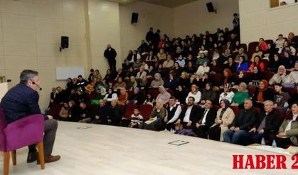 Şiran’da Kültür ve Sanat Rüzgârı: Alişan Kapaklıkaya ile Gönül Kapıları Aralandı
