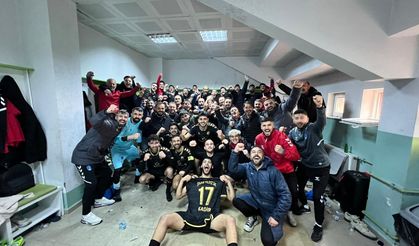 Şiran Yıldızspor, Murgul Belediyespor'u 90+4'te Devirerek Liderliğini Perçinledi