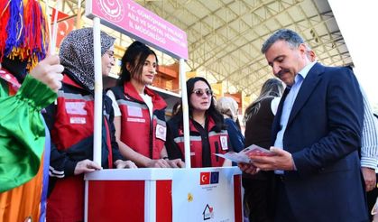Gümüşhane Yenişehir Stadyumu'nda Koruyucu Aile Farkındalık Etkinliği