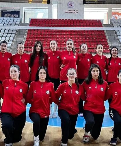 Gümüşhane’nin Sultanları Erzincan’ı Salladı: Bölgesel Lig’de Kürsüye Çıktılar!