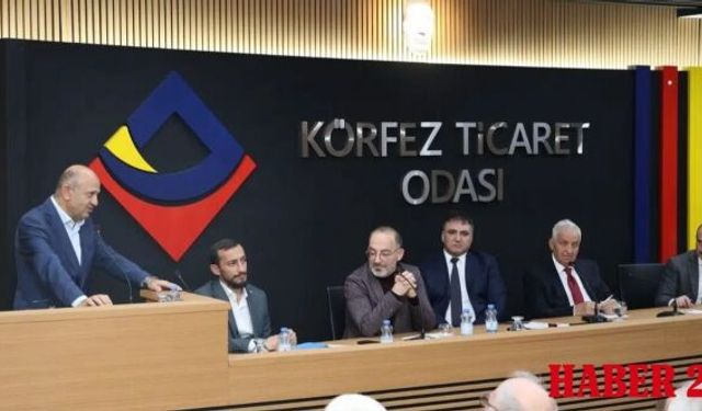 Siyasetin Dev İsimleri Kocaeli'de Buluştu: Gümüşhaneli Bakan Sungurlu Bir Ömrü Anlattı!