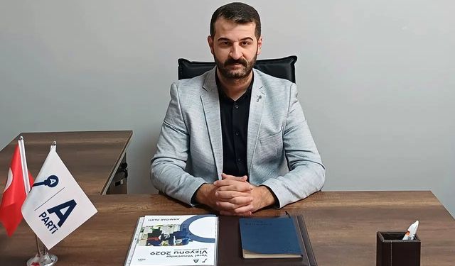 Gümüşhane-Giresun Yolunda Heyelan Krizi: "Kelle Koltukta Yolculuk Kader Değil!"