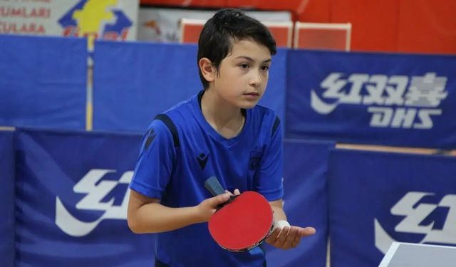 Gümüşhane’de "Yıldızlar" Geçidi: Masa Tenisi Grup Müsabakaları Başladı!