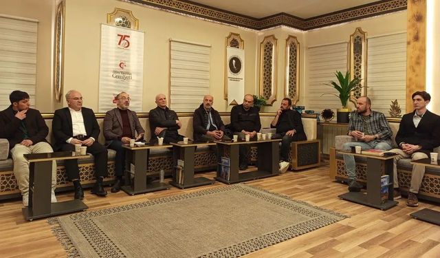 Gümüşhane’de "Ölümcül Kimlikler" Tartışıldı: Ortadoğu’nun Fay Hatları Masaya Yatırıldı