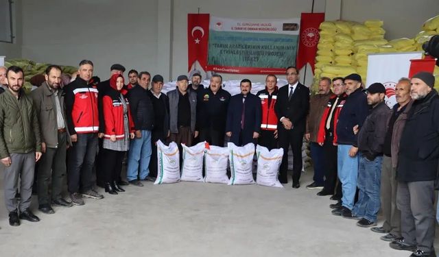 Gümüşhane’de Üretim Seferberliği: Çiftçiye 55 Tonluk Dev Nohut Desteği