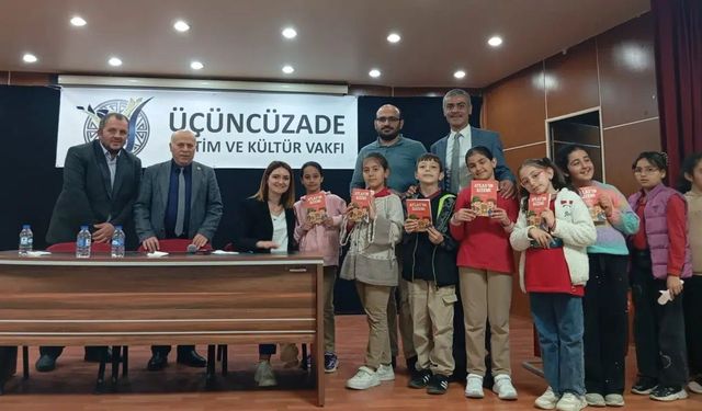 Köse'de Okuyucu-Yazar Buluşması: Kitap Okuma Yarışmasında Büyük Ödül Sahibini Buldu
