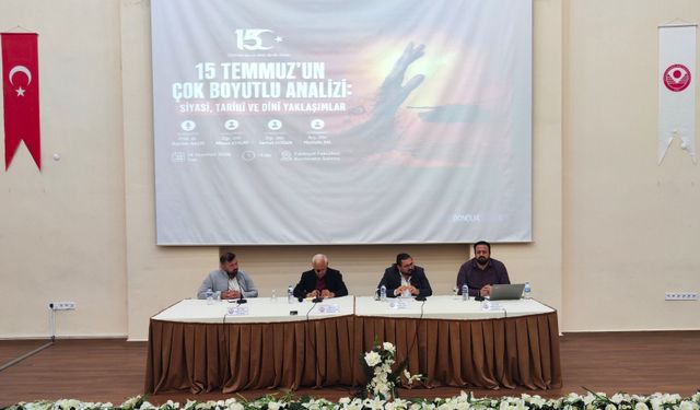 Gümüşhane Üniversitesi’nde "15 Temmuz’un Çok Boyutlu Analizi" Paneli Düzenlendi