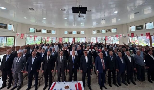 MHP Kürtün İlçe Kongresi Yapıldı: Bekir Kumaş Yeniden Başkan Seçildi