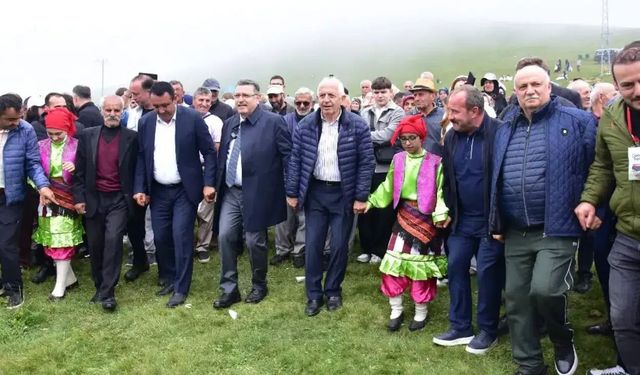 Gümüşhane Taşköprü Yaylası'nda İki Gün Süren Kültür Şenliği Tamamlandı