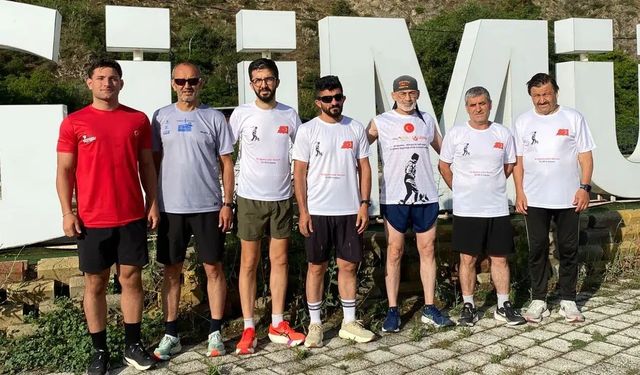 Gümüşhane'de 30 Ağustos’a Özel 30.08 Kilometrelik Tarihi Zafer Koşusu