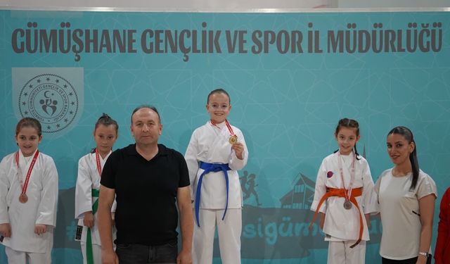 Gümüşhane’de İller Arası Karate Turnuvası Heyecanı Sona Erdi: Genç Atletler Tatamide Fırtına Gibi Esti