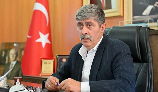 Gümüşhane Basınıyla Bir Araya Gelen Özdemir: "İnsanın Olduğu Yerde Hizmet Bitmez"