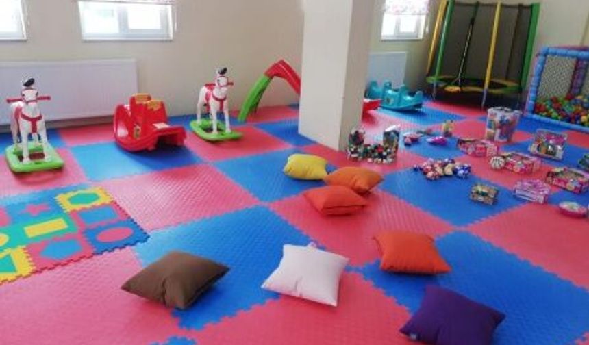 Murat Akın, Çocukları Unutmuyor