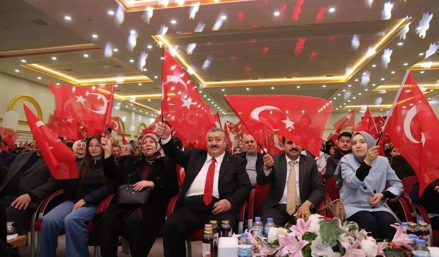 Kelkit’te 108. Yıl Gururu: Kurtuluş Coşkusu Yatırım Müjdeleriyle Taçlandı