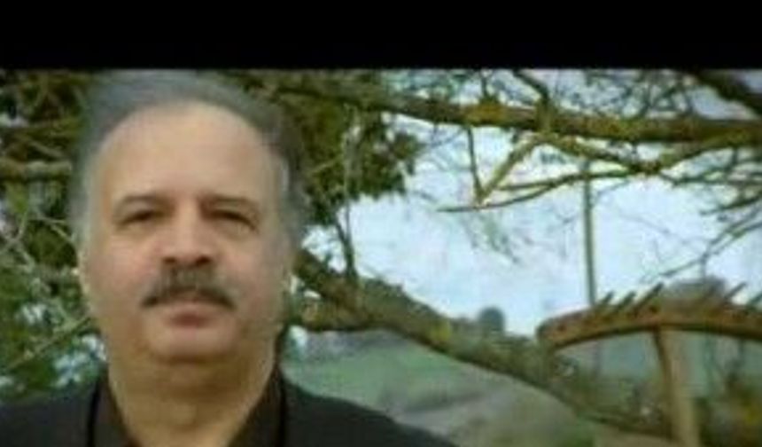 Mahmut Polat-Yaslanmış Köyüme Sıralı Dağlar