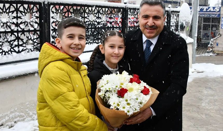 Cumhurbaşkanlığı Kararnamesi ile Gümüşhane Valiliği görevine getirilen Vali Cevdet Atay görevine başladı