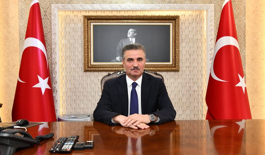 Gümüşhane'de Vali Değişimi: Aydın Baruş Erzurum’a Uğurlandı