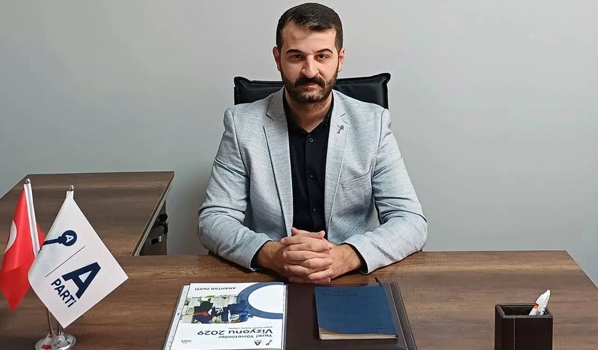 Gümüşhane-Giresun Yolunda Heyelan Krizi: "Kelle Koltukta Yolculuk Kader Değil!"