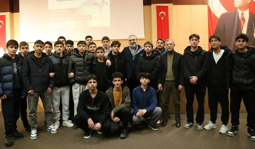 Gümüşhane’de Ramazan İklimi: Dr. Senai Demirci "Gönül Hekimi" Olarak Ruhlara Dokundu