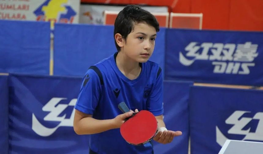 Gümüşhane’de "Yıldızlar" Geçidi: Masa Tenisi Grup Müsabakaları Başladı!