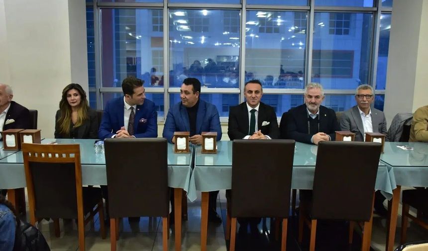 Gümüşhane Üniversitesi’nde Bin Aydan Hayırlı Buluşma: Protokol ve Öğrenciler Aynı Sofrada