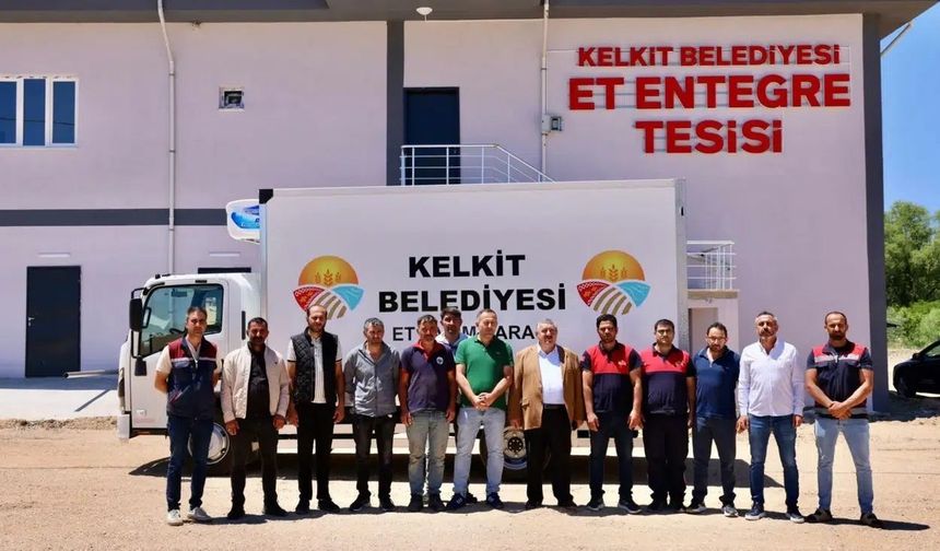 Kelkit Belediyesi Et Entegre Tesisinin Altyapısını Yeni Et Nakil Aracıyla Güçlendirdi