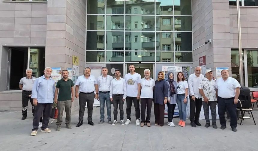 Yeşilay ve Gençlik Merkezi İş Birliğiyle Gümüşhane’de Anlamlı Kitap Etkinliği