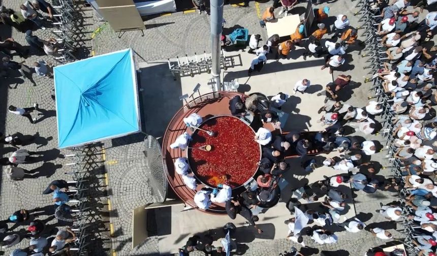 Dünyanın En Büyük Kuru Fasulye Kazanı Kelkit’te Kaynadı