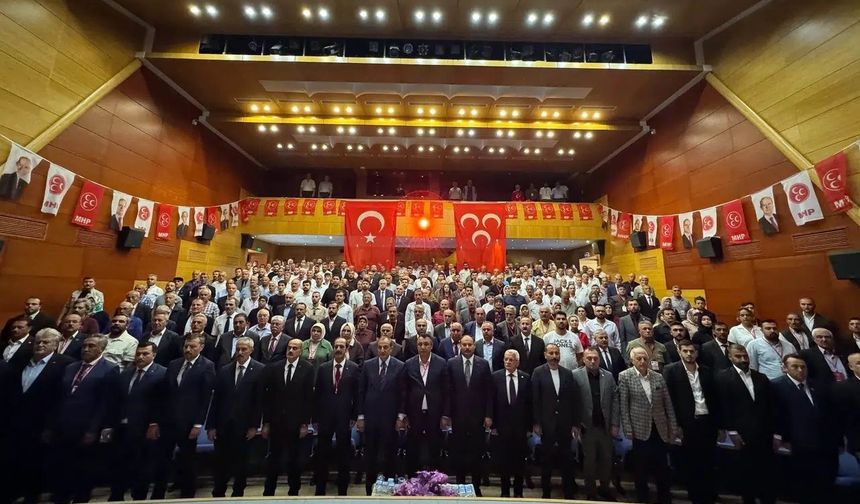MHP Gümüşhane'de 15. Olağan Kongre Heyecanı: Mete Kaya Güven Tazeledi