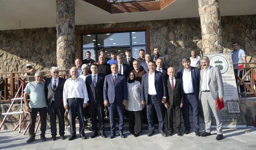 Bilim, Kültür ve Sanat Torul’da Buluştu: 31 Torullu Değer Onurlandırıldı