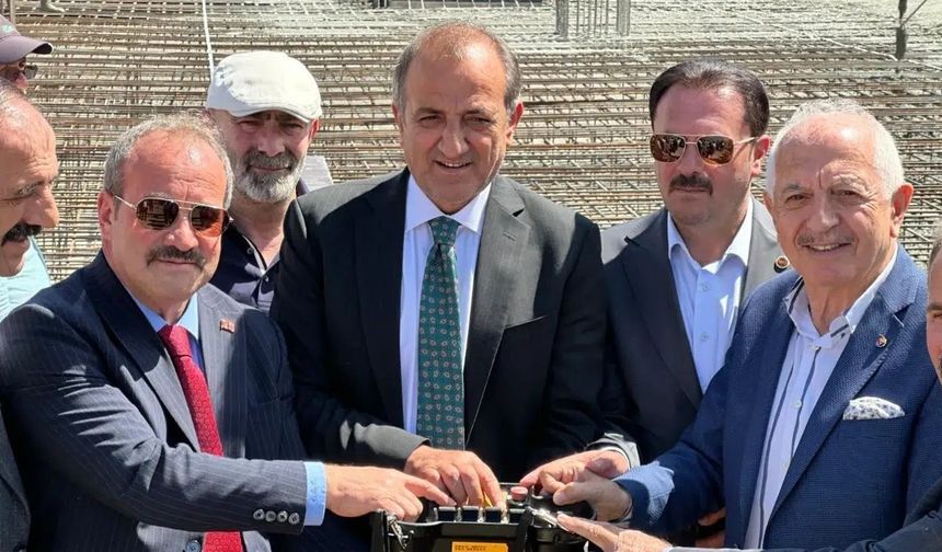 Recep Tayyip Erdoğan Yaşam Alanı Ve Dr. Devlet Bahçeli Düğün Salonu’nun Temeli Atıldı